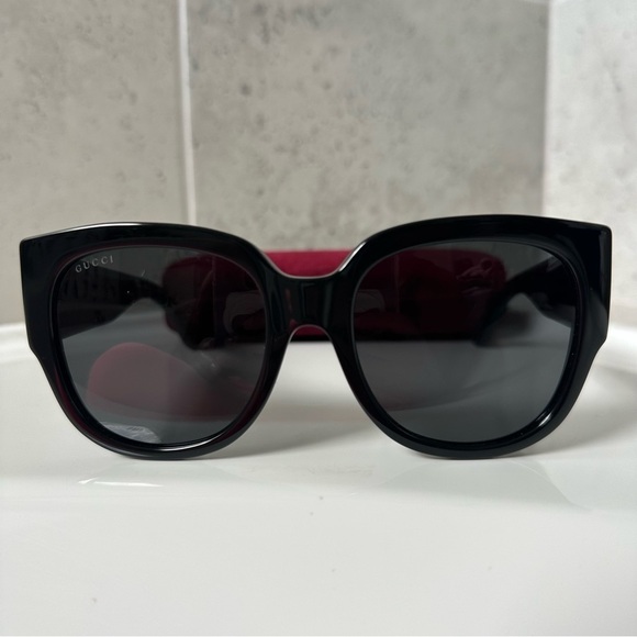 Gucci Black 55mm Square Sunglasses main image 16